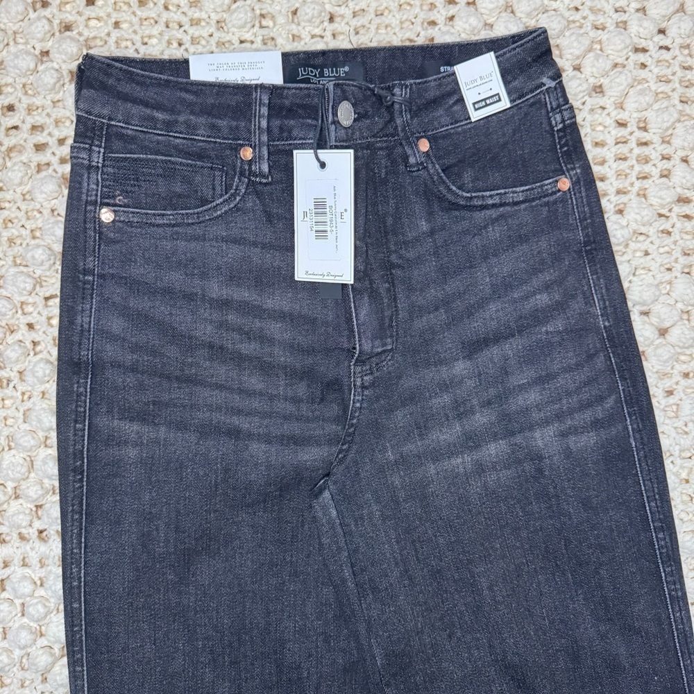 Judy Blue Women's Dark Blue Jeans. #6 - Picture 3 of 11